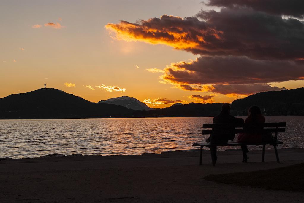 Gaestehaus Genf Velden am Woerthersee Luaran gambar